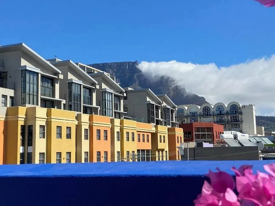 Modern City Townhouse With Rooftop Terrace Cape Town Daire